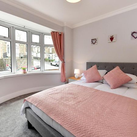 Pass The Keys Newly Refurbished Modern Bungalow - Pets Welcome Swansea Exterior foto